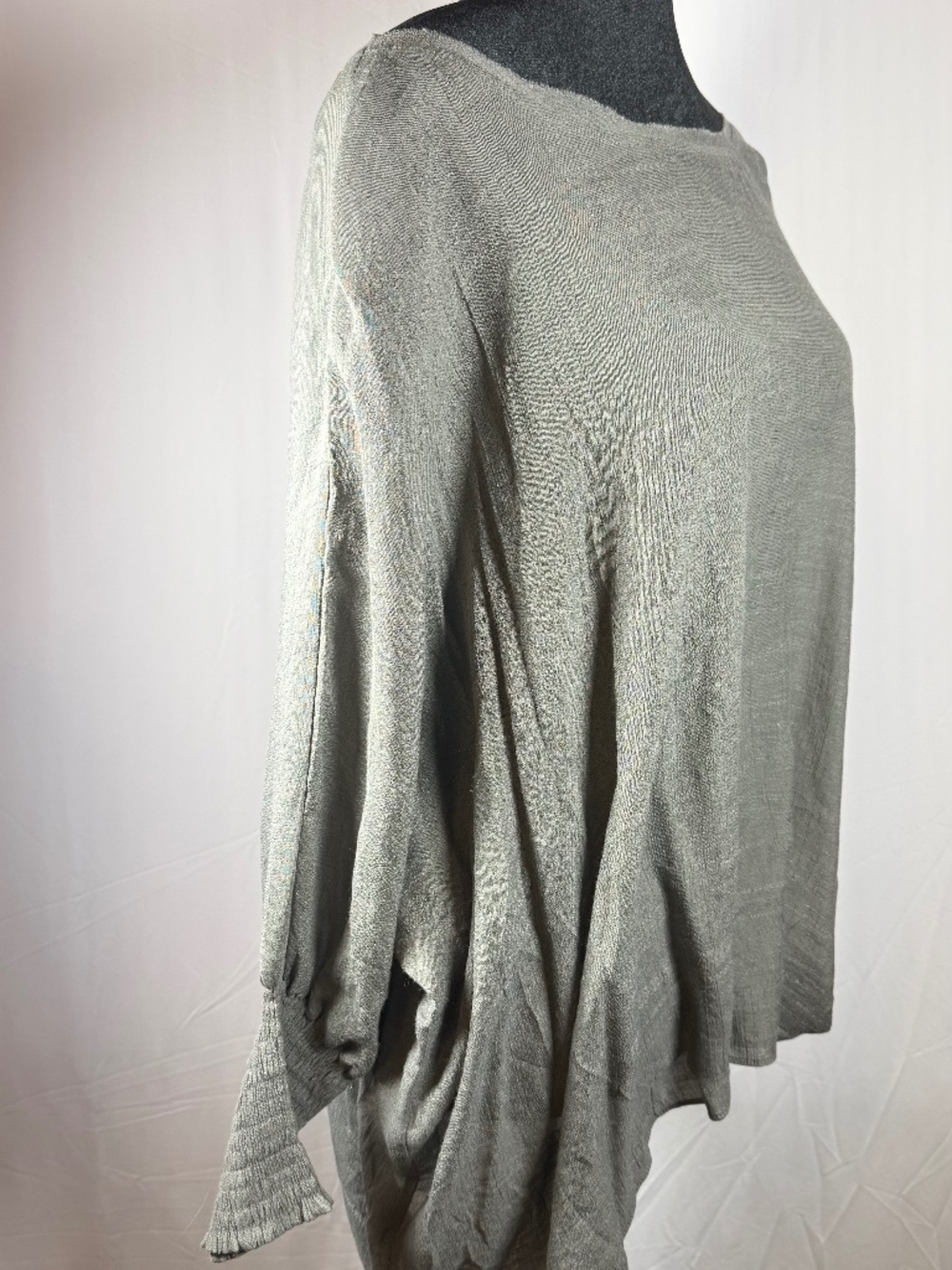 Grade & Gather gray batwing tunic M/L, light semi sheer, elastic gather cuffs